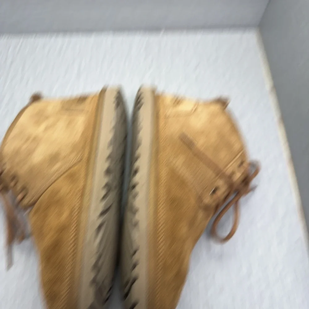 UGG‎ Neumel Chestnut Suede Shearling Lined Chukka Boots Men's Size 7